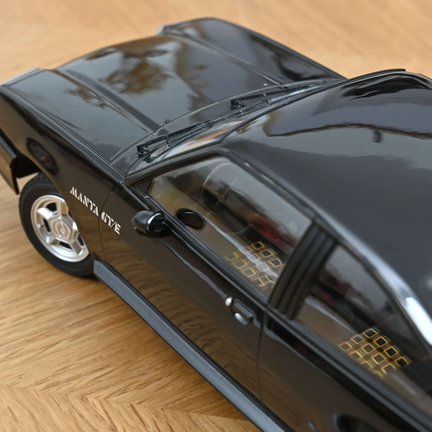 Norev Opel Manta CC GT/E 1982 voiture miniature 1/18 noir 200 pcs