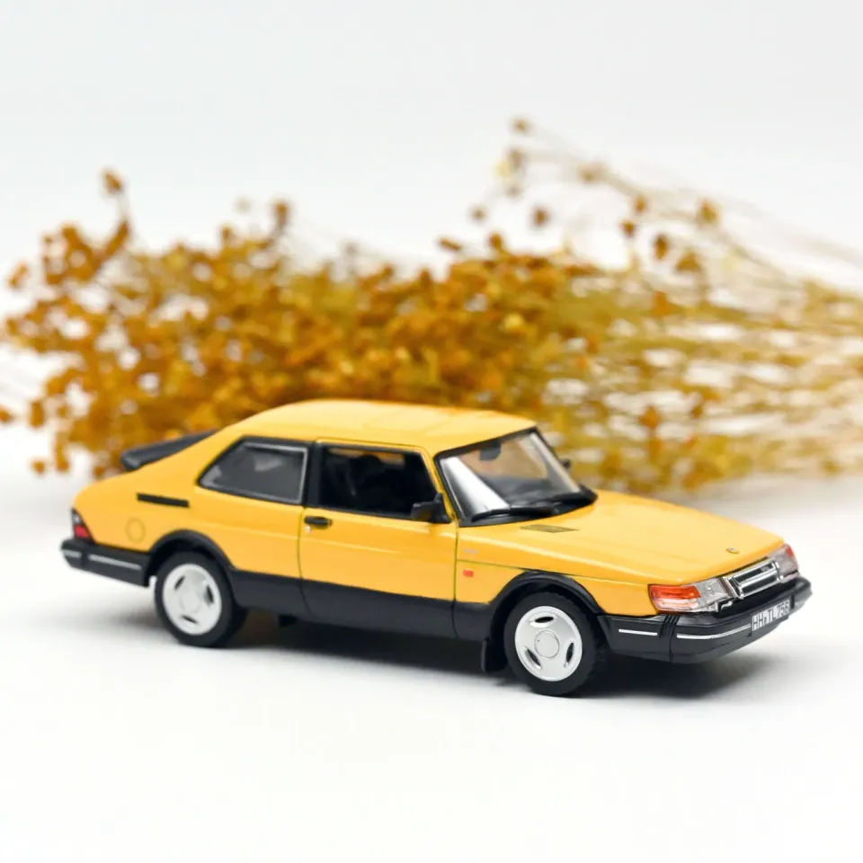 Norev Saab 900 Turbo 1992 voiture miniature 1/43 jaune
