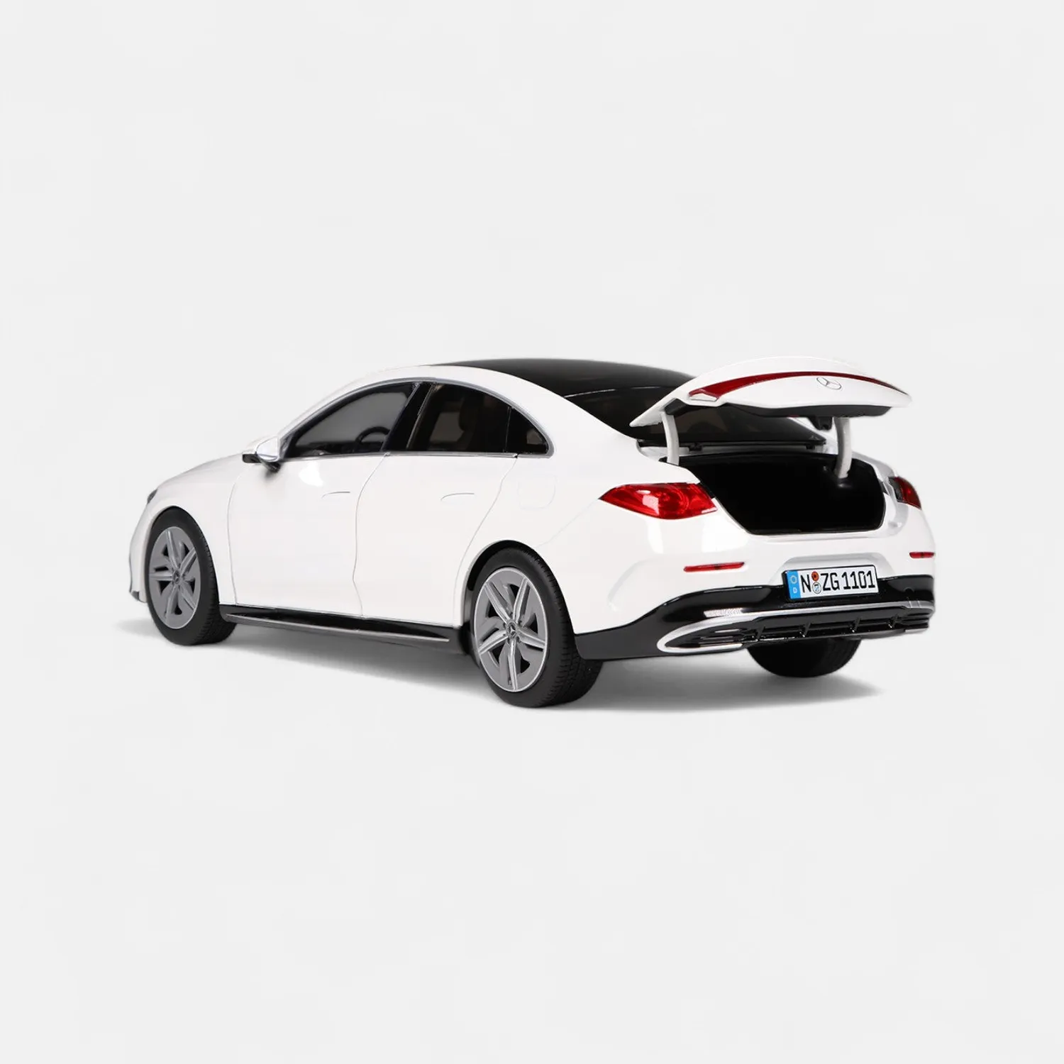 NZG Mercedes CLA Coupé voiture miniature 1:18 hybride