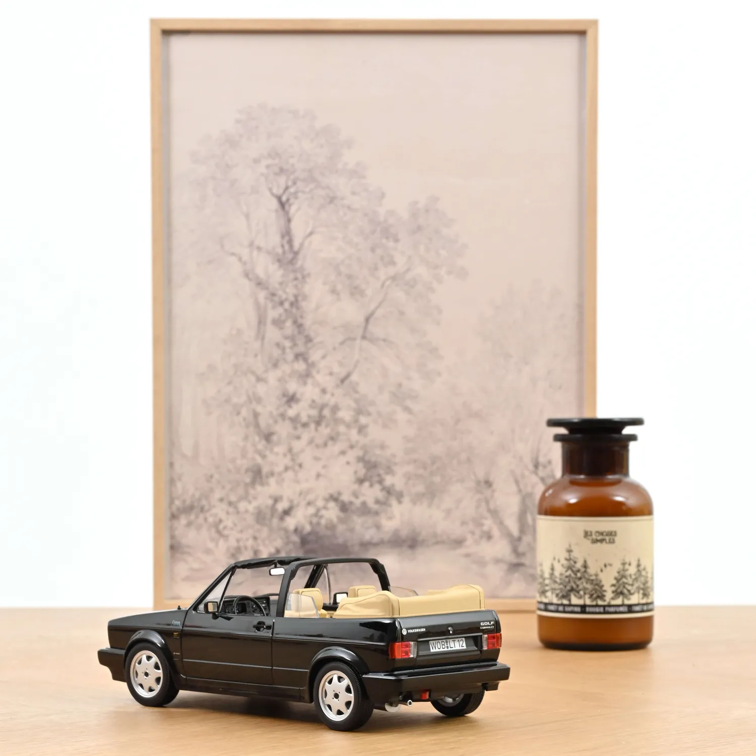 Norev VW Golf Cabriolet 1992 miniature 1/18 noire