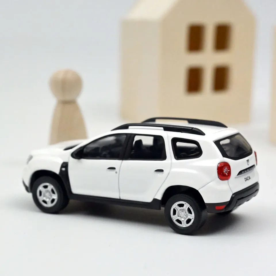 Norev Dacia Duster 2017 voiture miniature 1/43 blanc