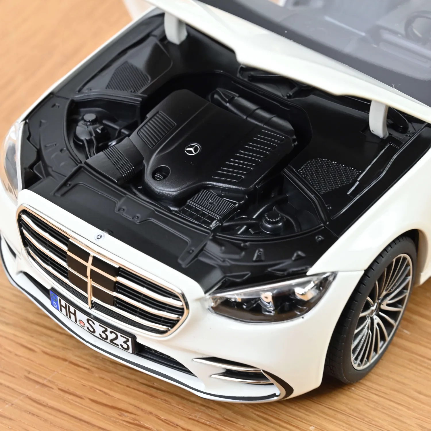 Norev Mercedes Classe S AMG-Line 2021 miniature 1/18 blanc