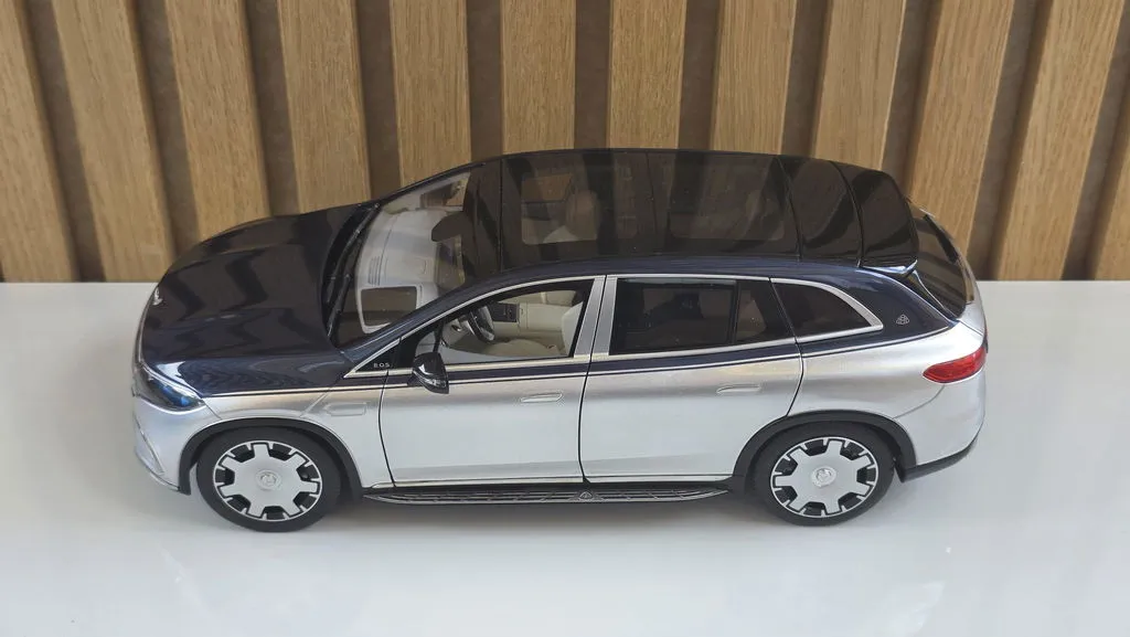 NZG Mercedes-Maybach EQS SUV voiture miniature 1:18 luxe