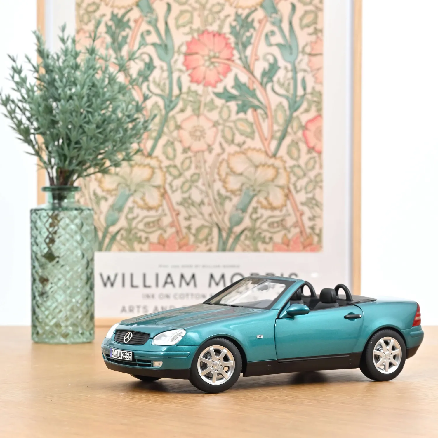 Norev Mercedes-Benz SLK 1996 miniature 1/18 vert vivianit