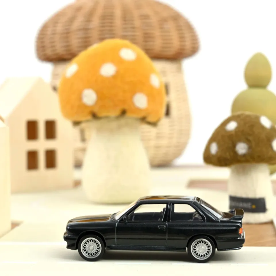 Norev Jet-car BMW M3 E30 1986 voiture miniature 1/43 noire