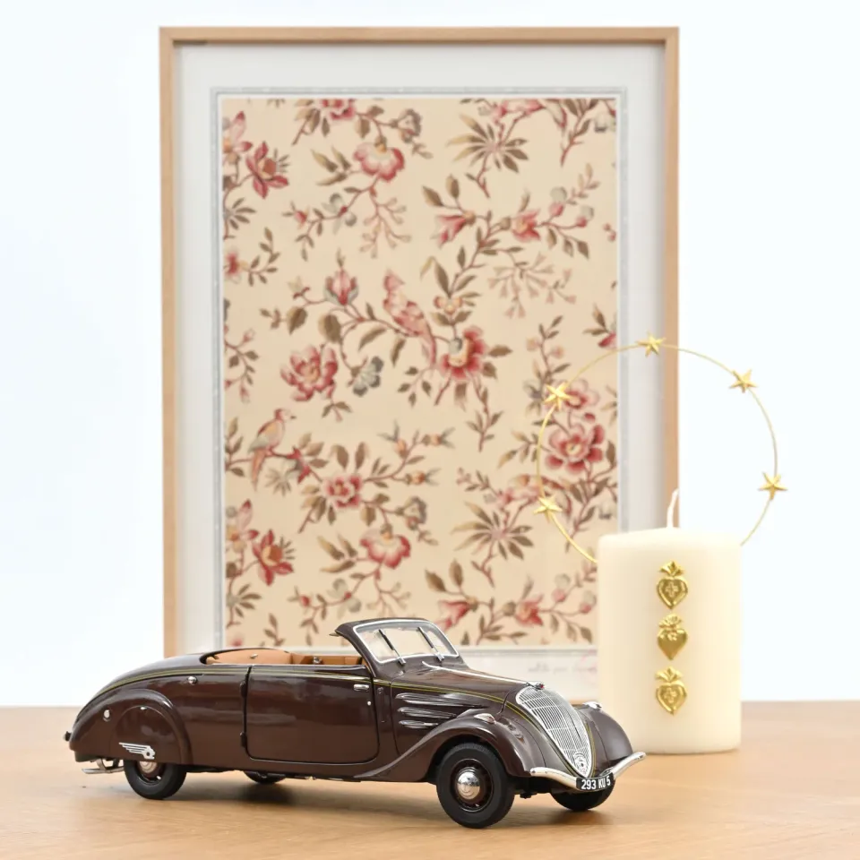 Norev Peugeot 402 Eclipse 1937 voiture miniature 1/18 chocolat