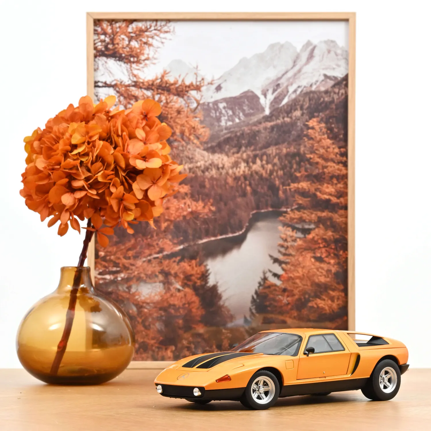 Norev Mercedes C111-II 1970 miniature 1/18 orange métal