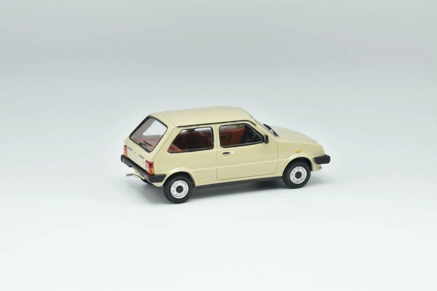 Brooklin Lansdowne 1980 Austin Mini Metro miniature beige