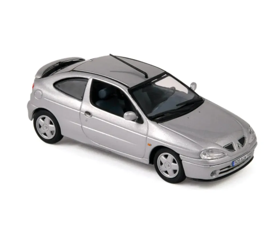 Norev Renault Megane Coupe 2001 voiture miniature 1/43 gris