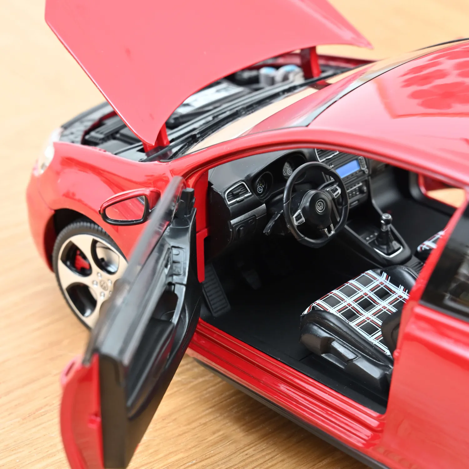 Norev VW Golf GTI 2009 miniature 1/18 rouge Tornado