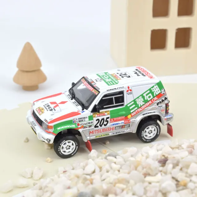 Norev Mitsubishi Pajero 1997 Dakar 205 voiture miniature 1/43