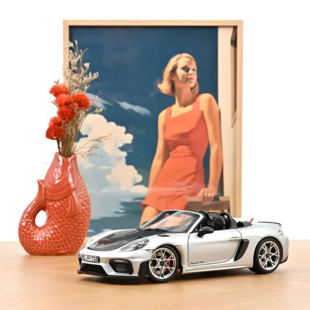 Norev Porsche 718 Spyder RS voiture miniature 1/18 GT argent