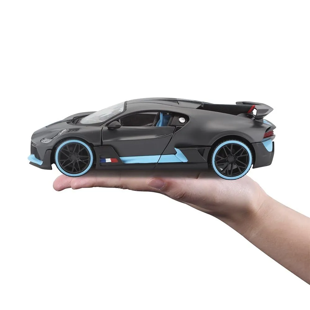 Maisto Bugatti Divo 390642 voiture miniature 1/24 gris foncé