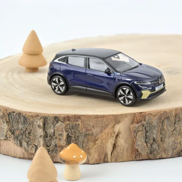 Norev Renault Mégane E-Tech 2022 miniature 1/43 bleu nuit