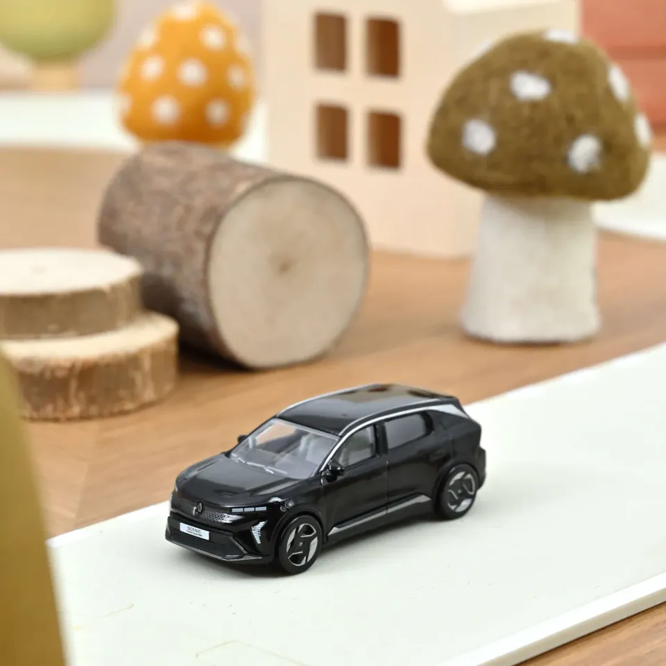 Norev Renault Scénic E-Tech 2024 miniature 1/64 noire