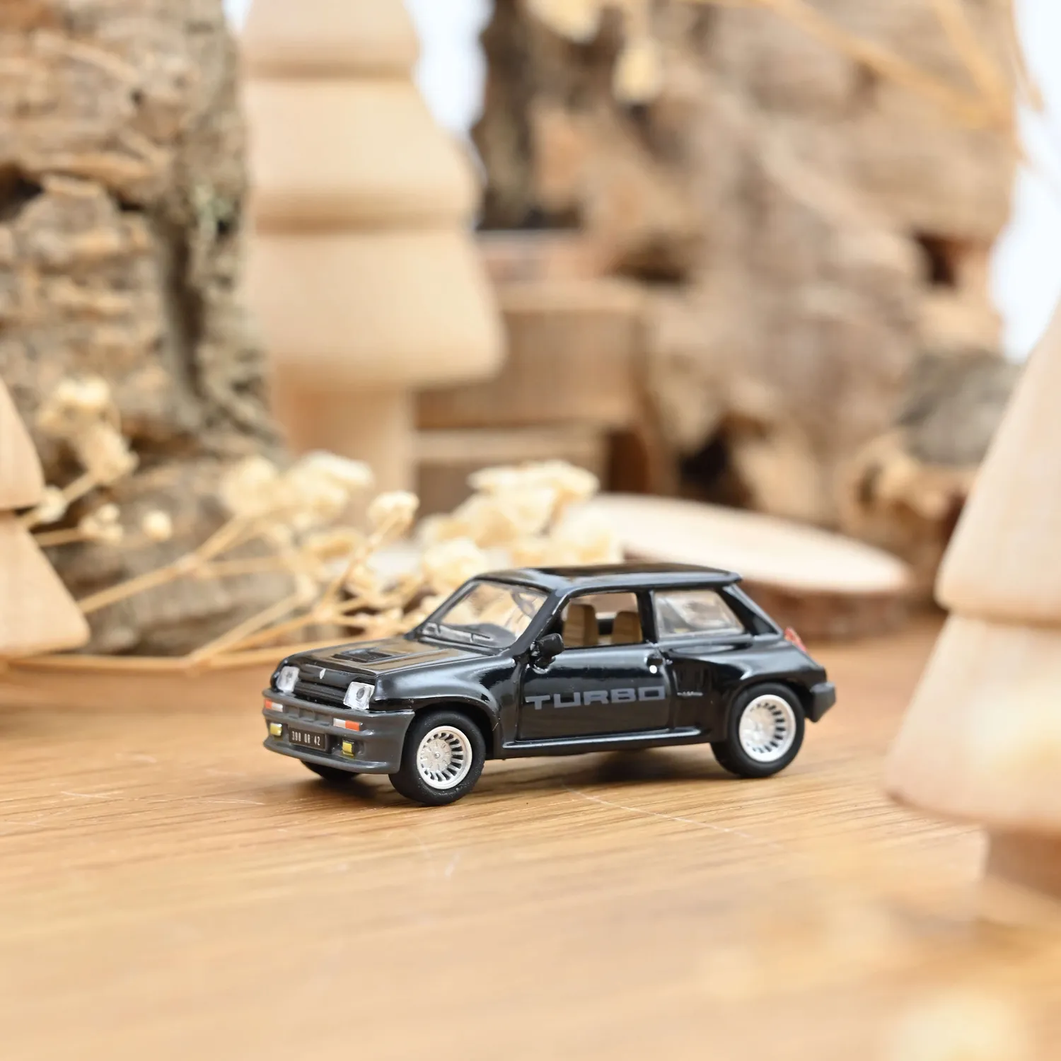 Norev Renault 5 Turbo voiture miniature 1/87 noir 1980