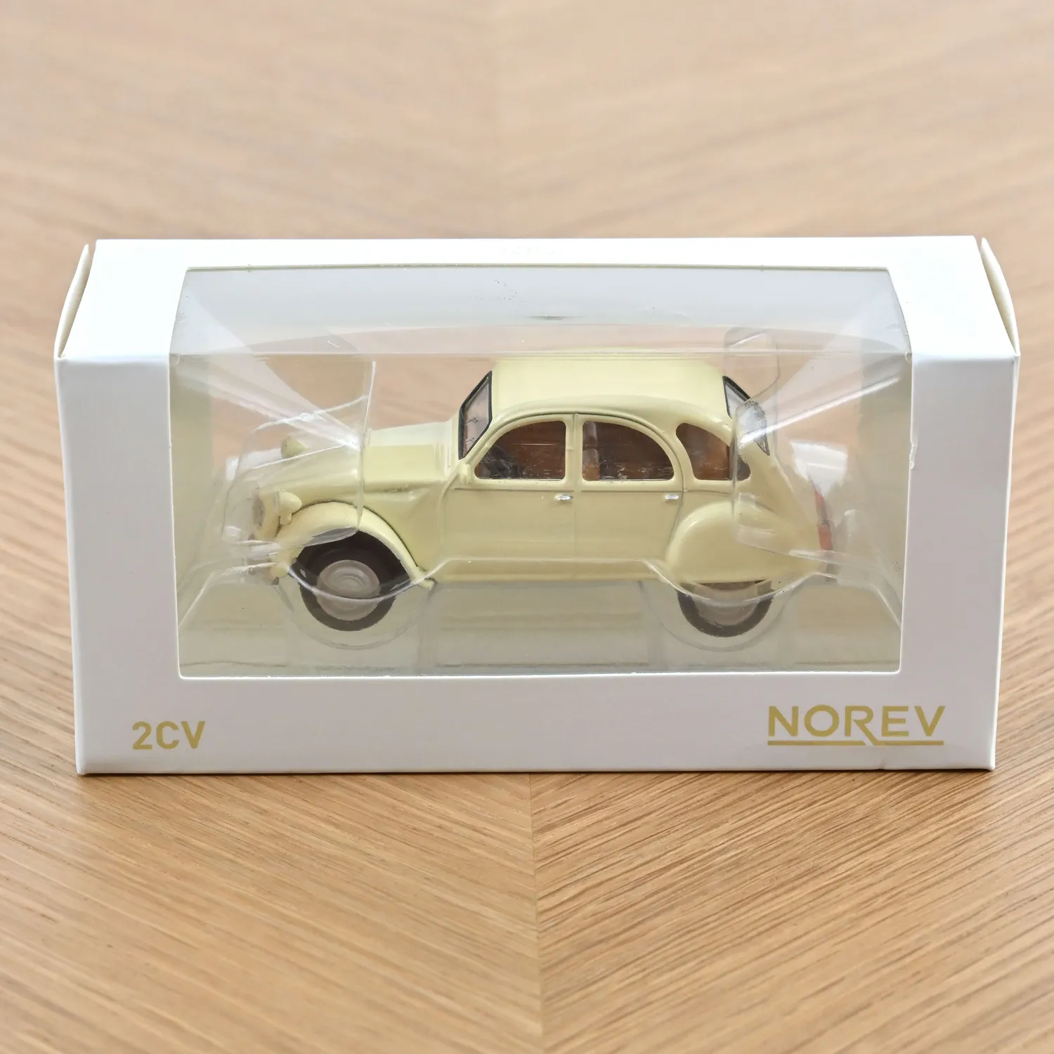 Norev Citroën 2CV 1978 voiture miniature 1/43 Jet-car beige
