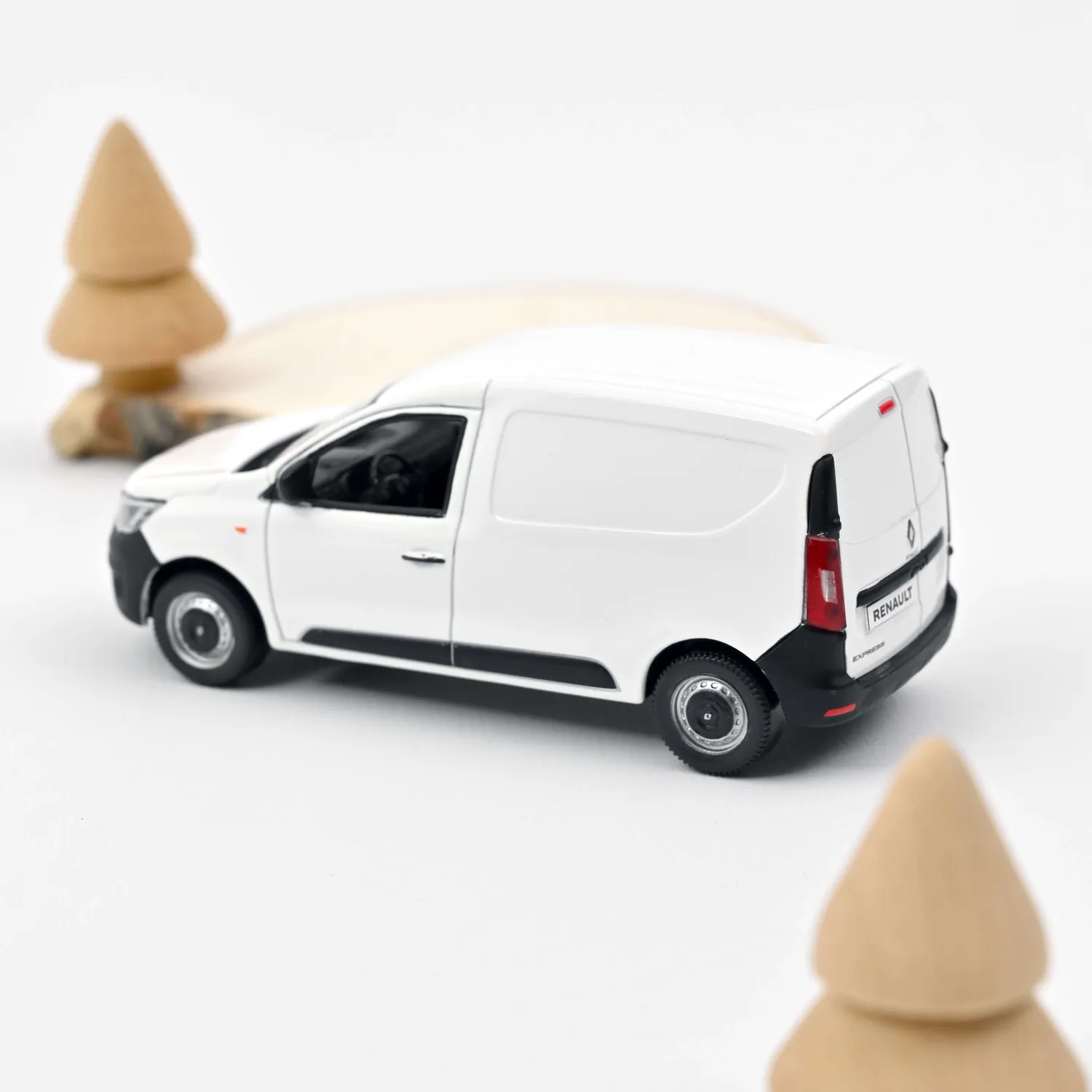 Norev Renault Express 2021 voiture miniature 1/43 blanc glacier