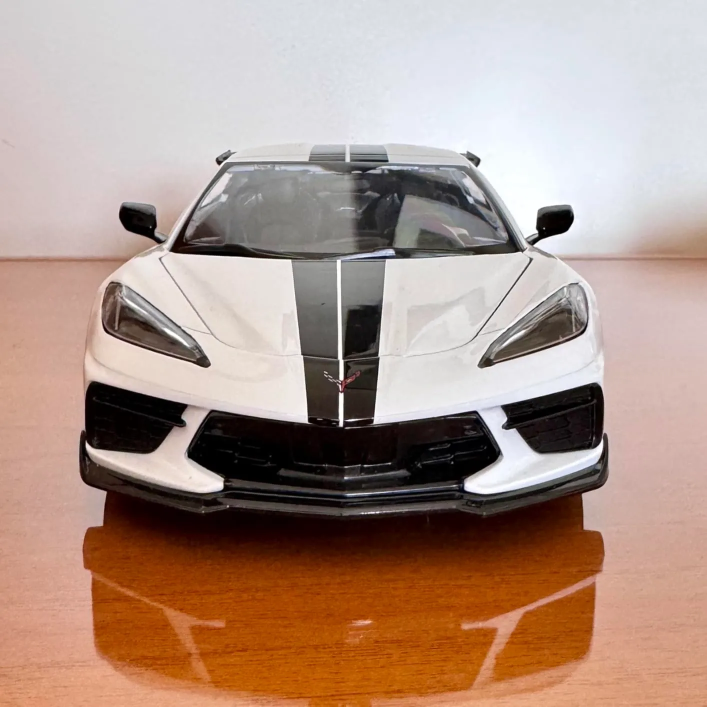 Maisto Chevrolet Corvette Stingray voiture miniature coupé 1/18