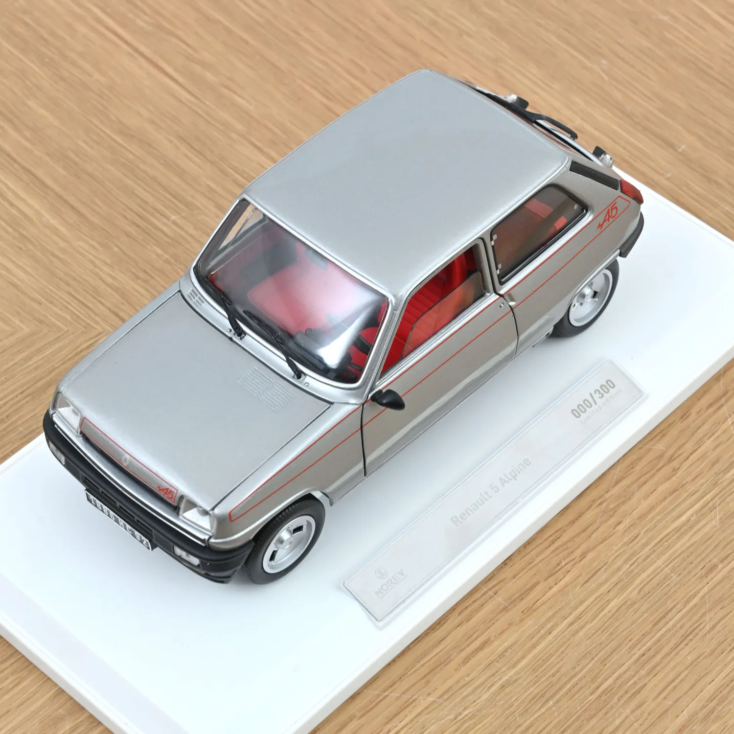 Norev Renault 5 Alpine 1978 miniature 1/18 argent