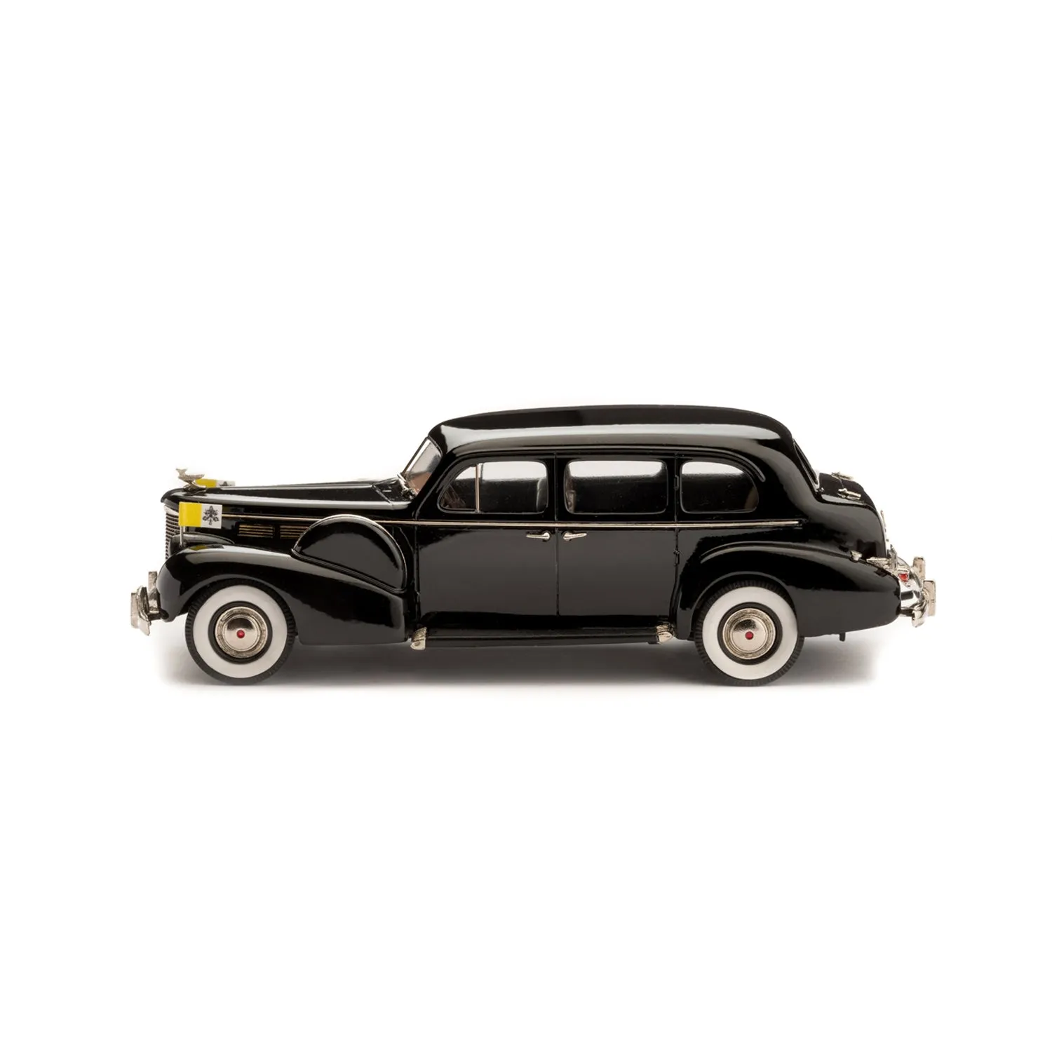 Brooklin Vatican Cars 1938 Cadillac V8 Series 75 Imperial Touring Sedan miniature 1:43 noire