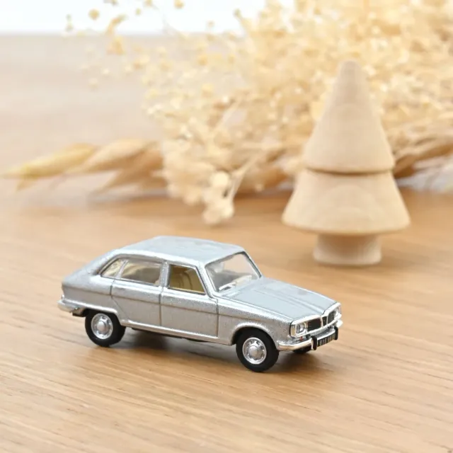 Norev Renault 16 1966 miniature 1/87 gris métallisé