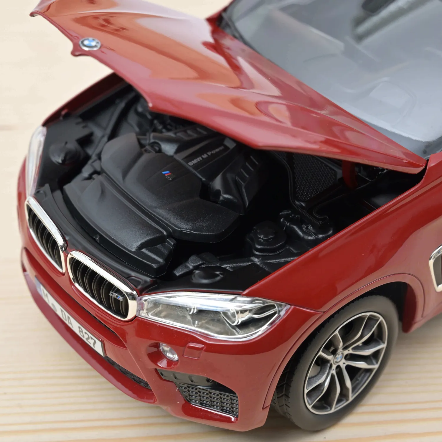 Norev BMW X6 M 2015 miniature 1/18 rouge métallisé SUV