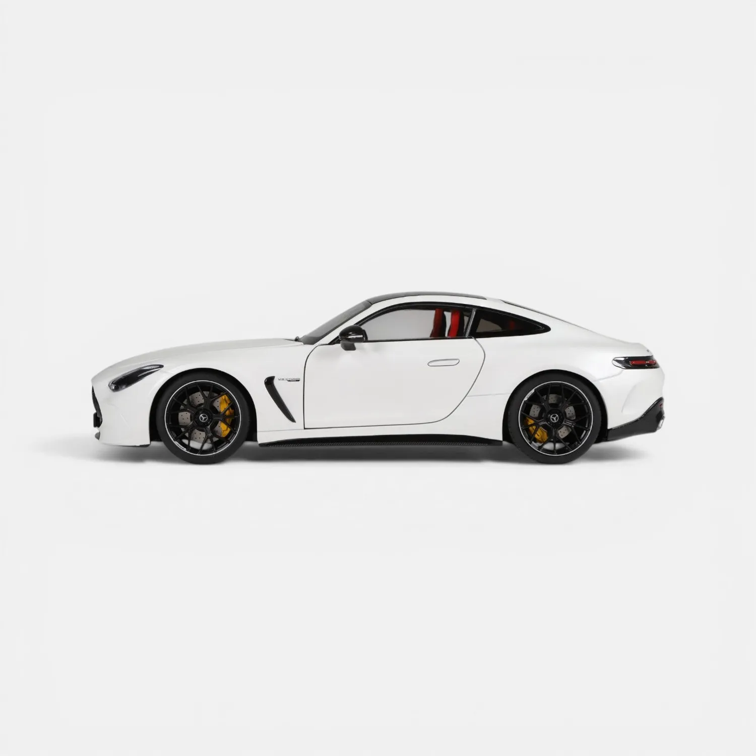 NZG Mercedes-AMG GT 63 voiture miniature 1:18 blanc opalithe