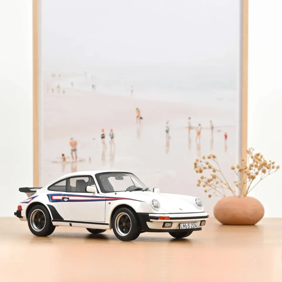 Norev Porsche 911 Turbo 3.3 1980 miniature 1/18 blanc
