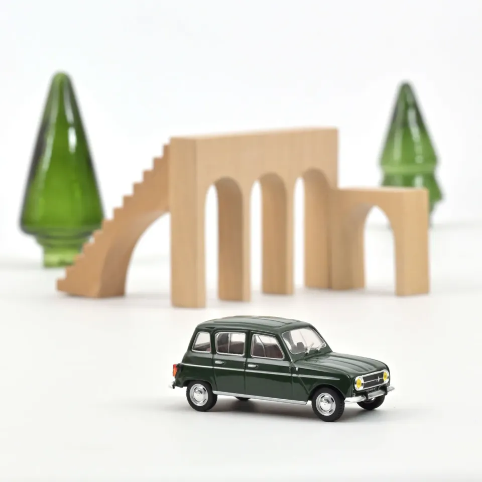 Norev Renault 4 1974 voiture miniature 1/43 vert fonce