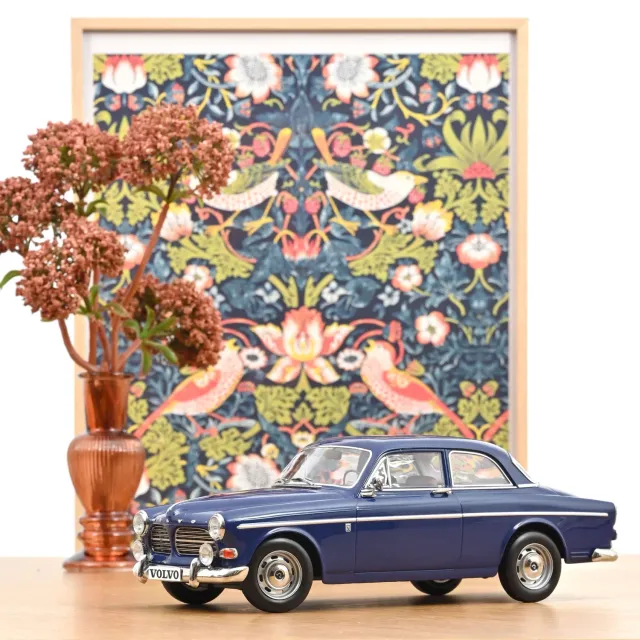 Norev Volvo Amazon 1966 miniature 1/18 bleu minuit
