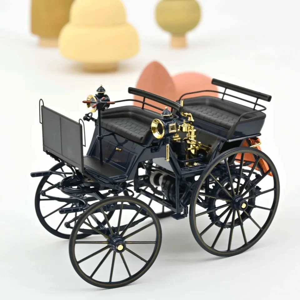 Norev Daimler Motorkutsche 1886 voiture miniature 1/18 bleu foncé