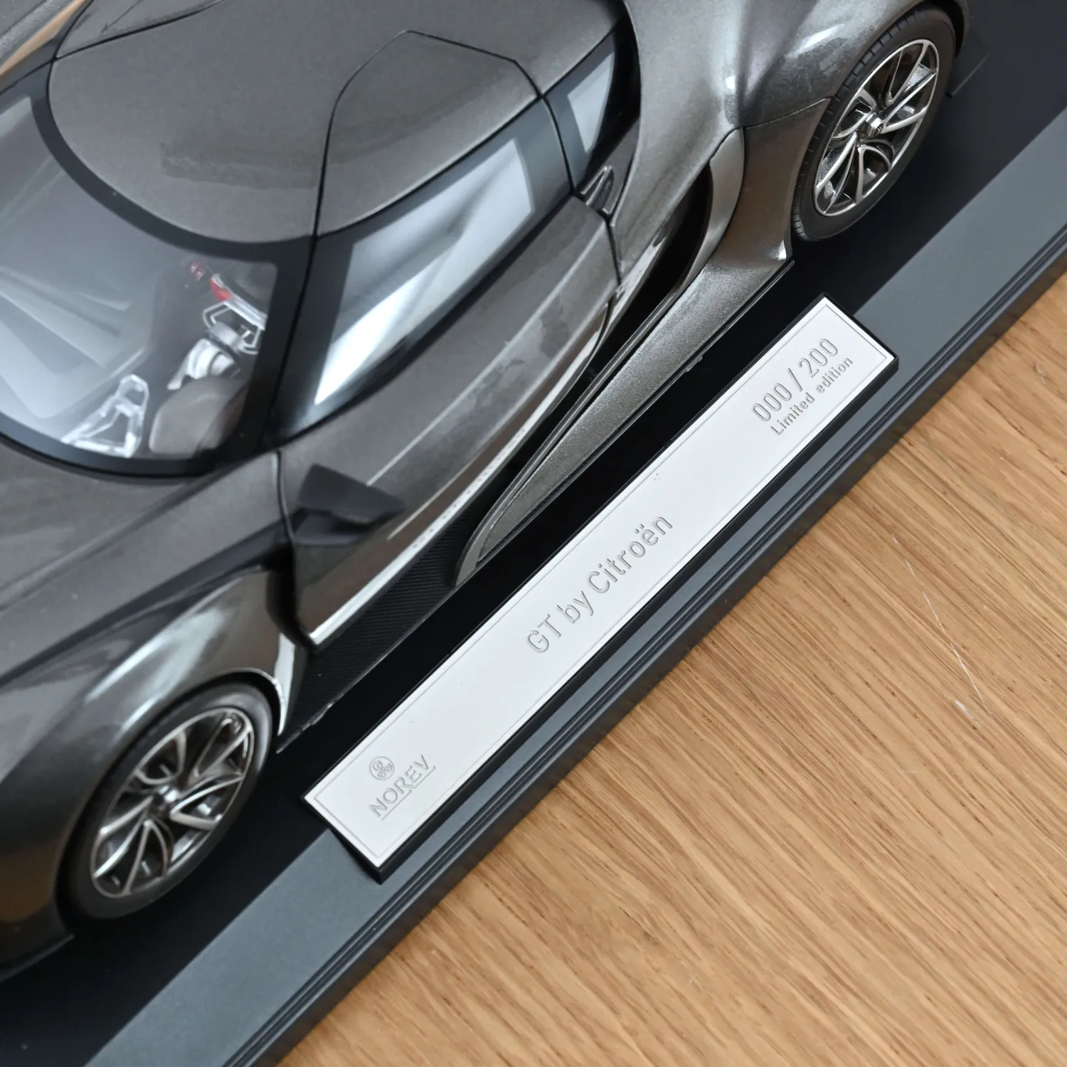 Norev GT by Citroën 2008 miniature 1/18 gris concept 200 pcs
