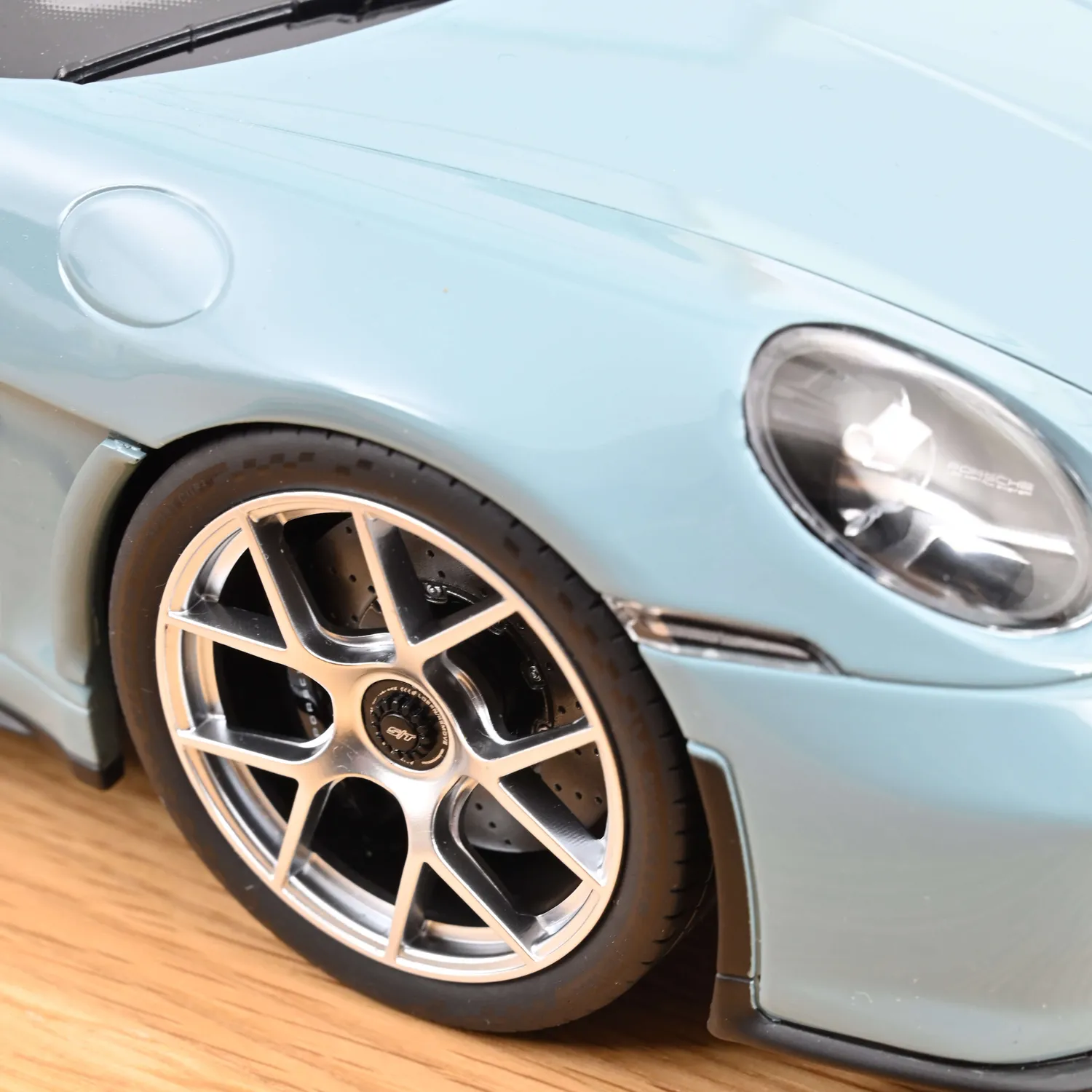 Norev Porsche 911 S/T 2023 miniature 1/12 bleu Meissen