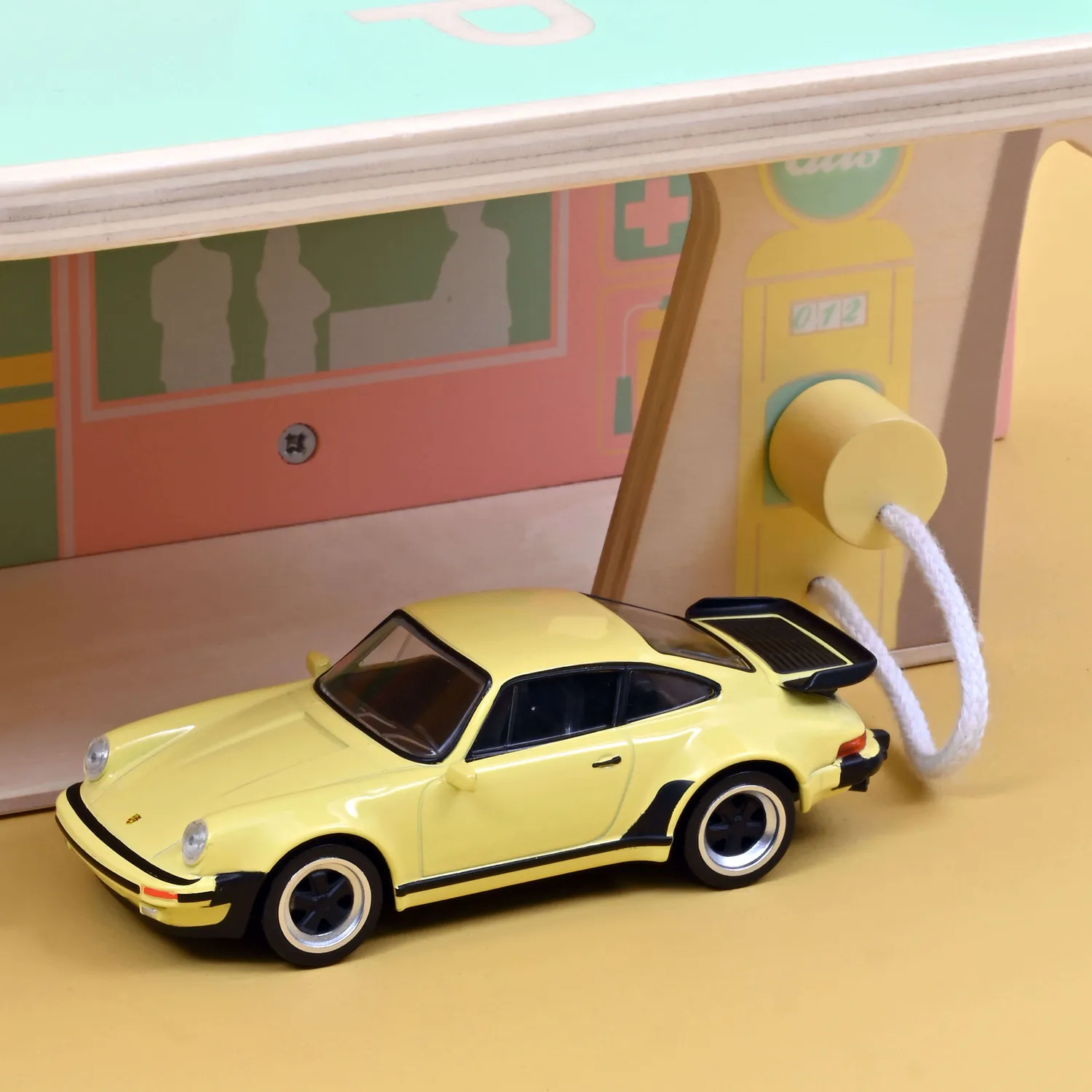 Norev Station-service Palm Springs jouet bois 911 incluse