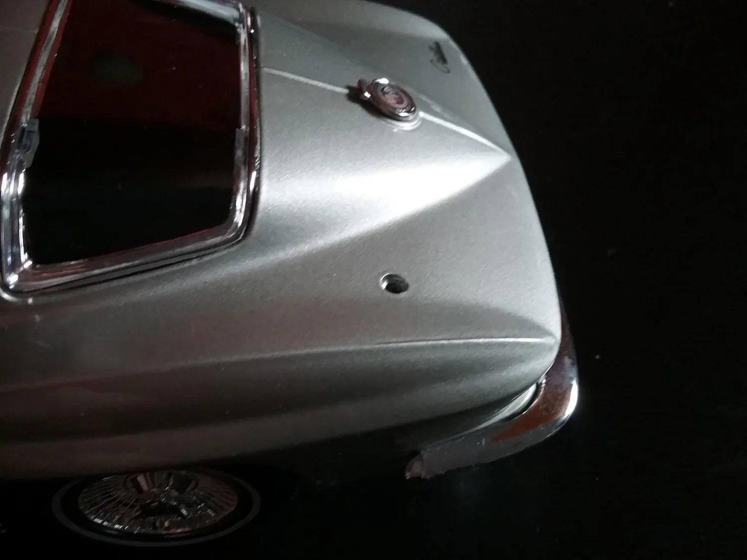 Maisto 31640 Chevrolet Corvette Stingray 1965 miniature 1/18 aléatoire