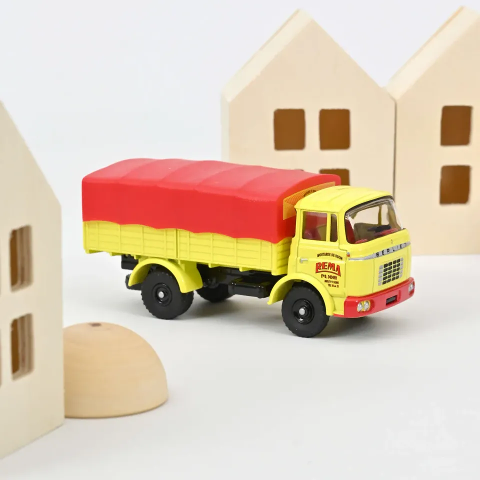Norev Berliet GAK Moutarde de Dijon miniature 1/43 bâchée