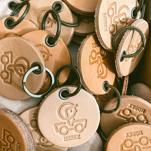 Norev porte-clés rond cuir 5 cm tanné végétal USA
