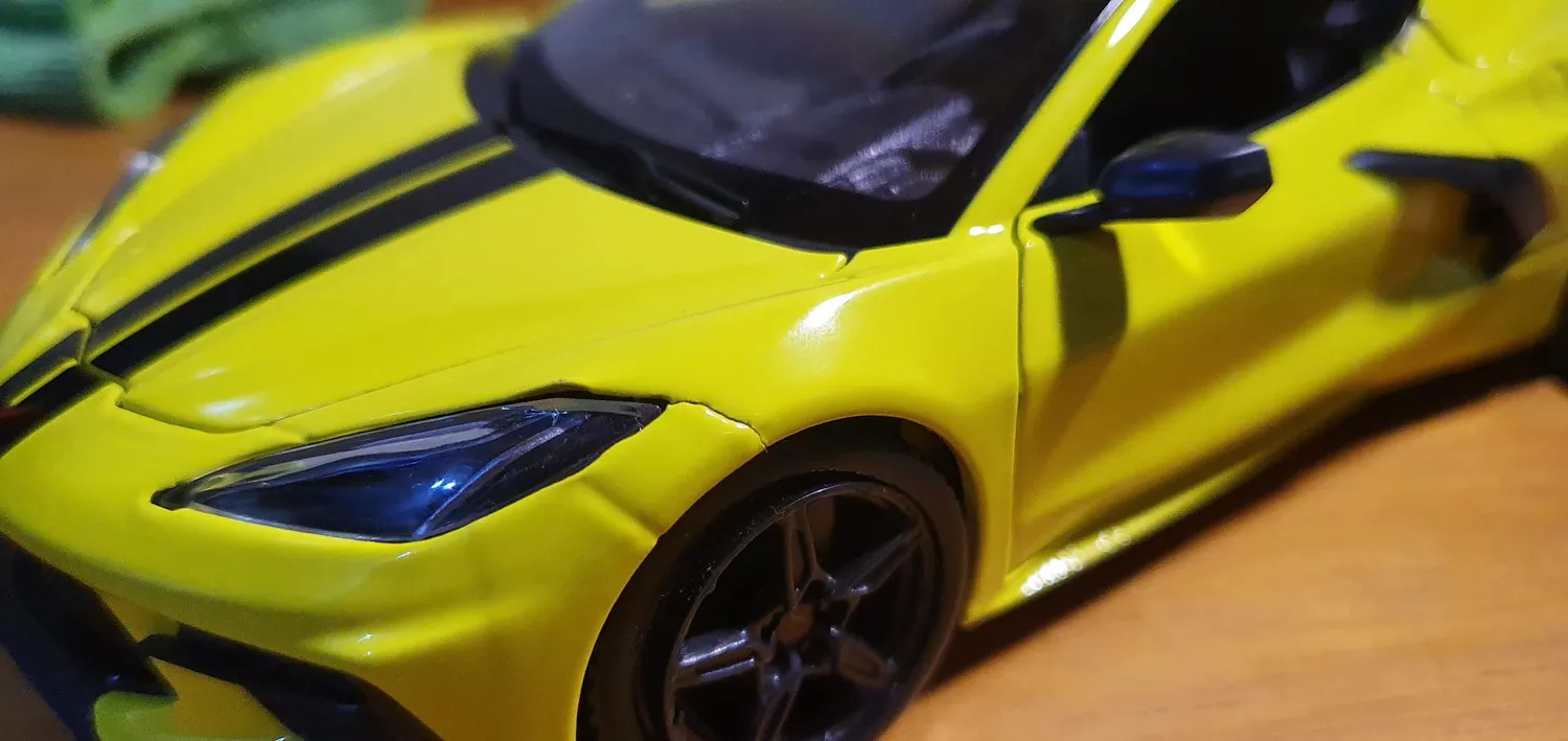 MAISTO Special Edition Corvette miniature auto 1/24 métal