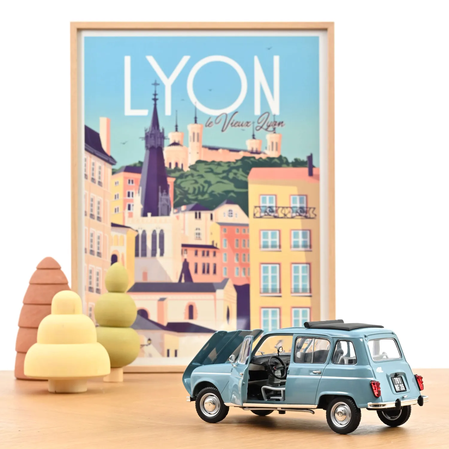Norev Renault 4L 1966 miniature 1/18 bleu français