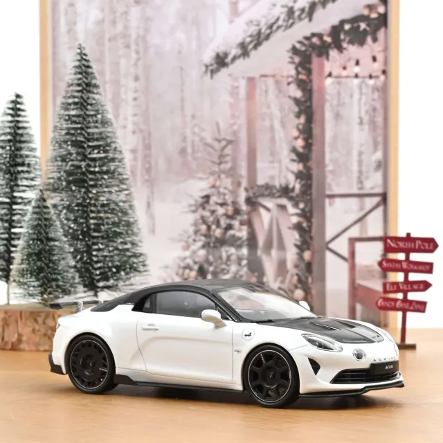 Norev Alpine A110 R 2024 voiture miniature 1/18 blanc iridescent