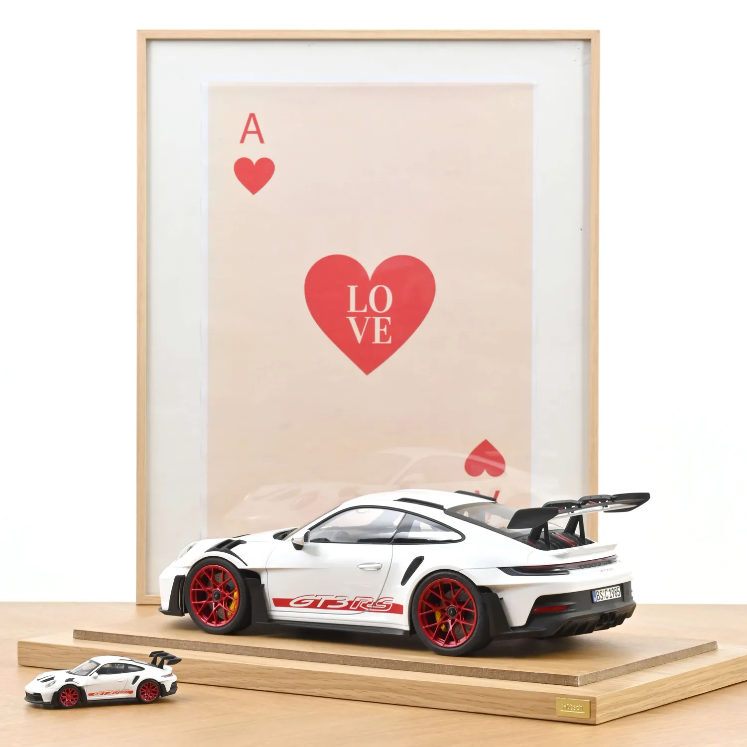 Norev Porsche 911 GT3 RS 2022 miniature 1/12 blanc pyro