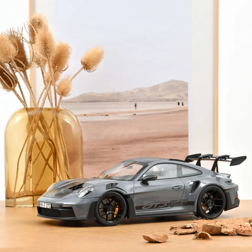 Norev Porsche 911 GT3 RS Pack Weissach 2022 miniature 1/12 gris