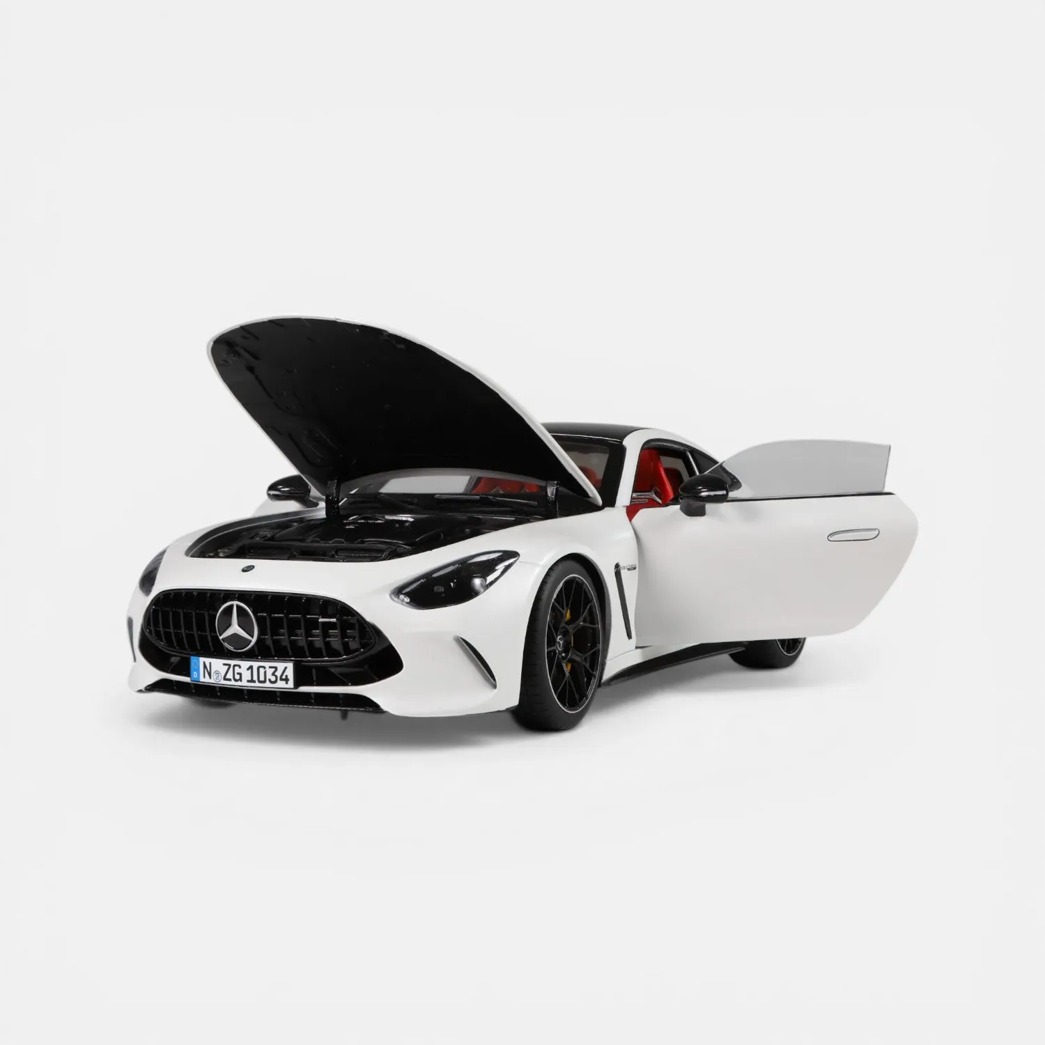 NZG Mercedes-AMG GT 63 voiture miniature 1:18 blanc opalithe