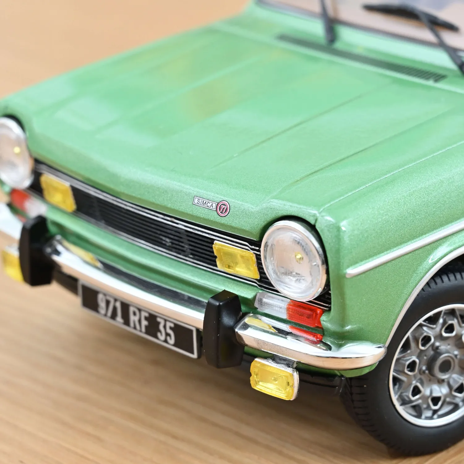 Norev Simca 1100 Ti 1975 voiture miniature 1/18 vert 300 pcs