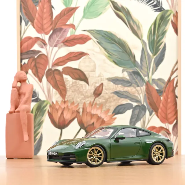Norev Porsche 911 Carrera 2025 miniature 1/18 vert irlandais 200 pcs