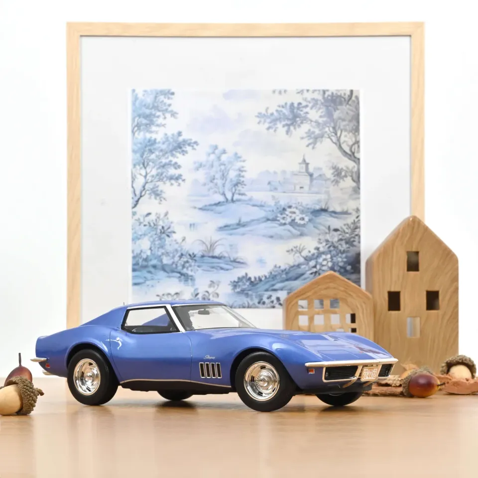 Norev Chevrolet Corvette Coupé 1969 miniature 1/18 bleue