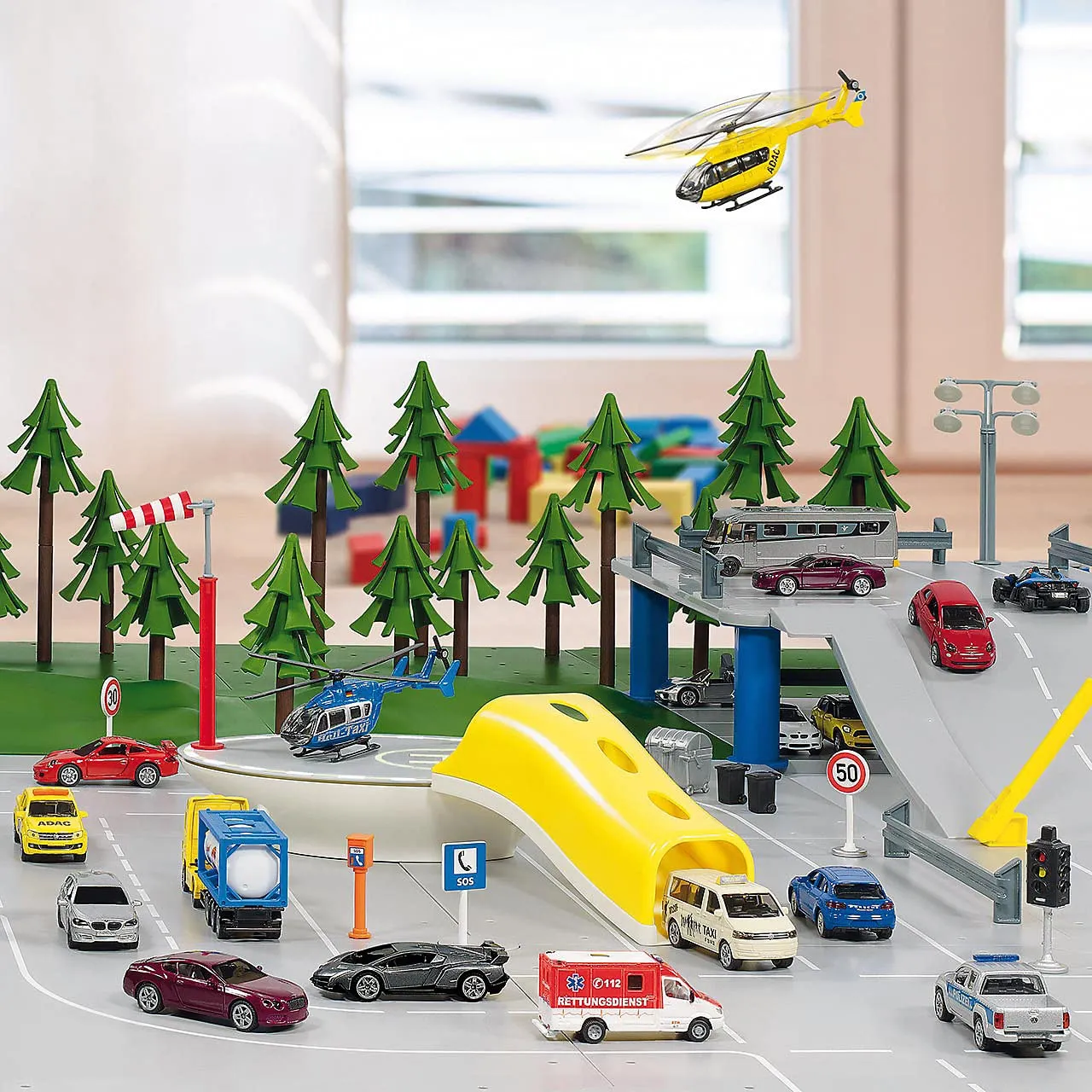 Siku World 5506 héliport miniature Heli Taxi