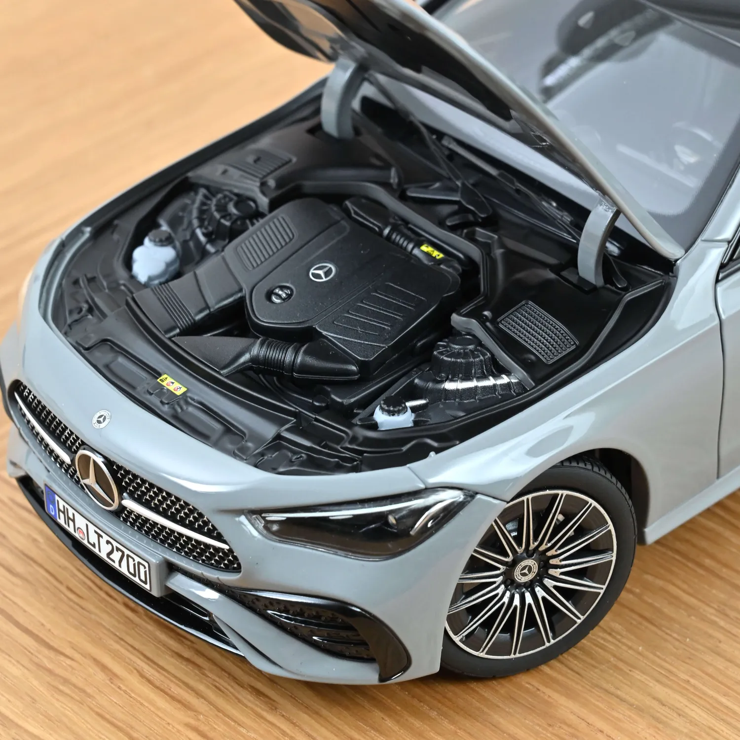 Norev Mercedes CLE Coupé 2024 miniature 1/18 gris 200pcs