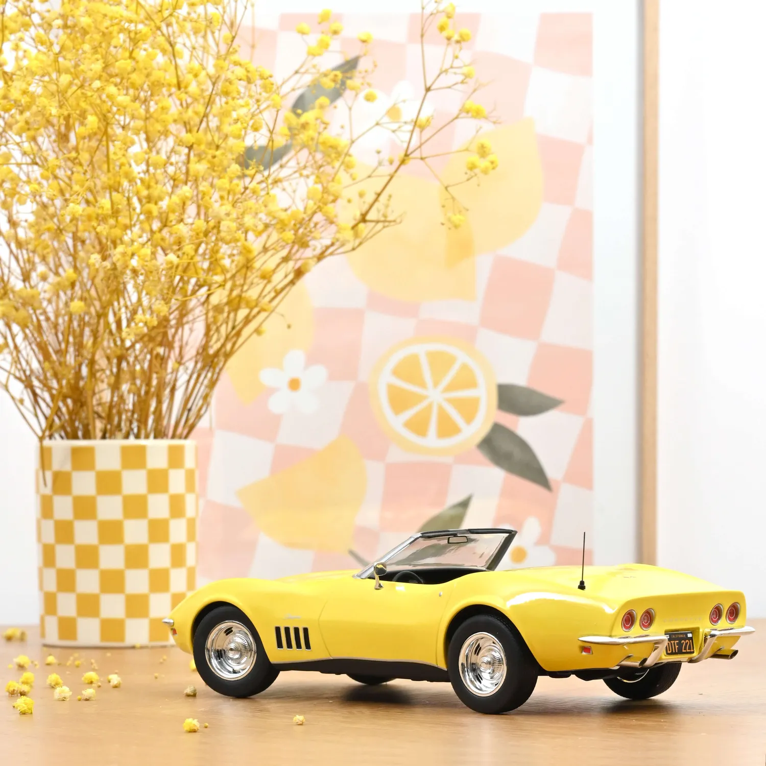 Norev Chevrolet Corvette 1969 miniature 1/18 Jaune Daytona découvrable